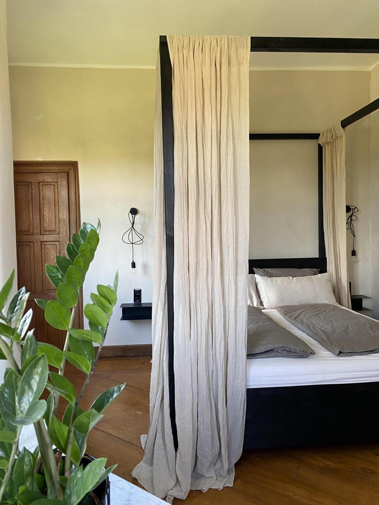 Urlaub Im Wasserschloss Irmelshausen Hochheim Room photo