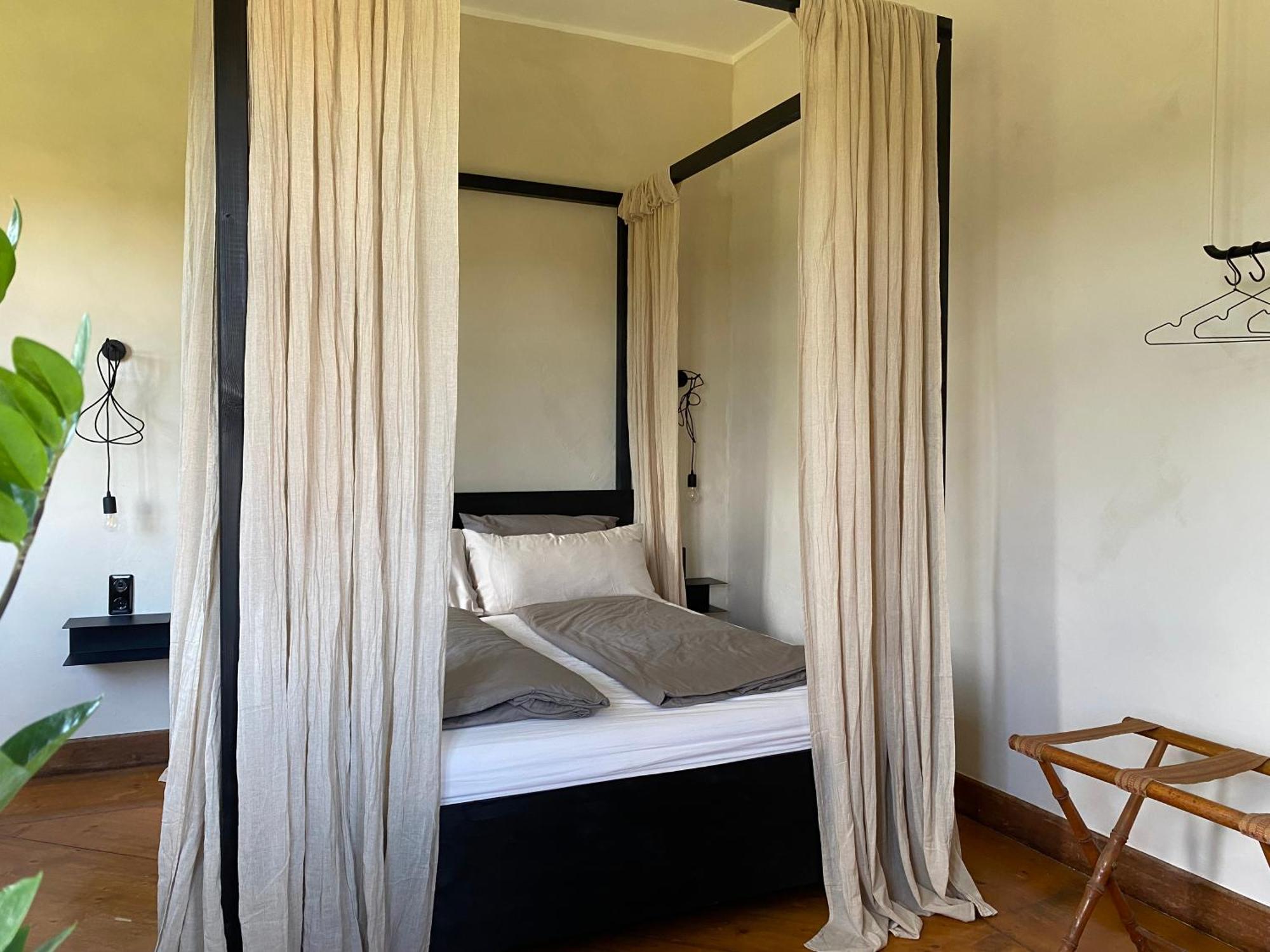 Urlaub Im Wasserschloss Irmelshausen Hochheim Room photo