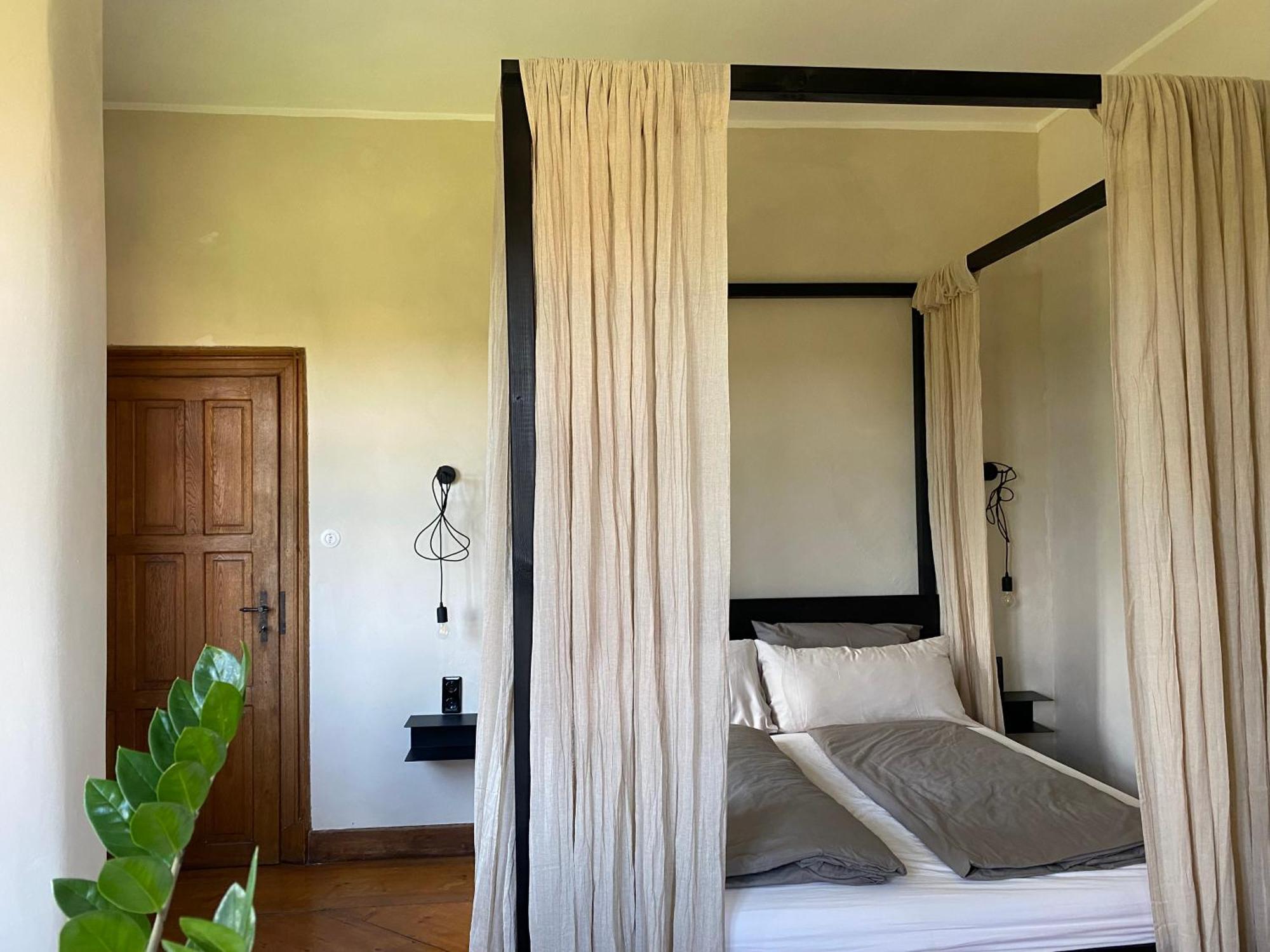 Urlaub Im Wasserschloss Irmelshausen Hochheim Room photo