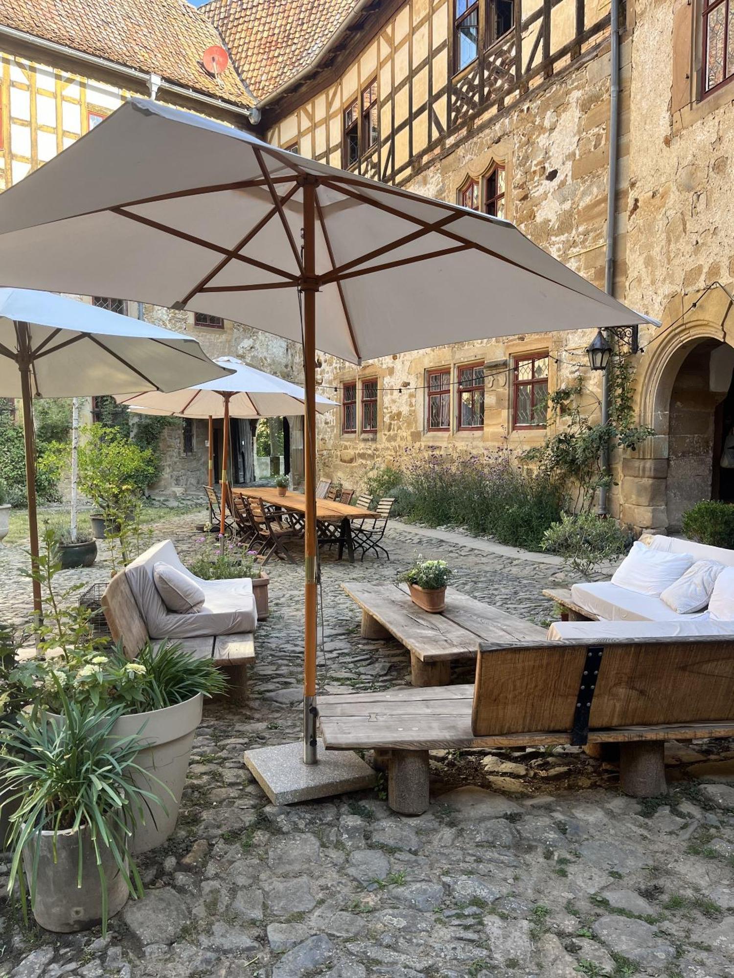 Urlaub Im Wasserschloss Irmelshausen Hochheim Room photo