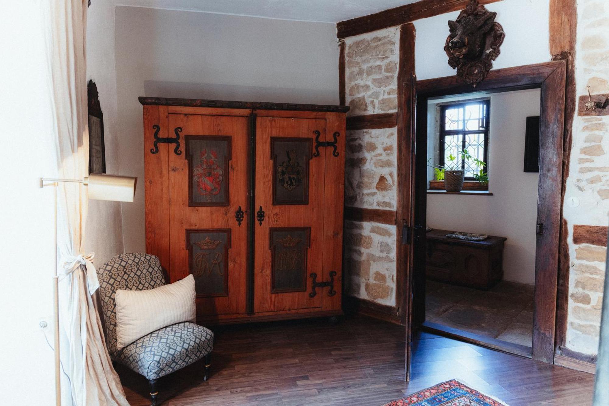 Urlaub Im Wasserschloss Irmelshausen Hochheim Room photo